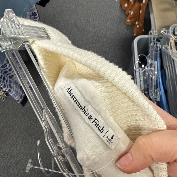 Abercrombie and fitch crochet skirt S // 092425 - Picture 2 of 2